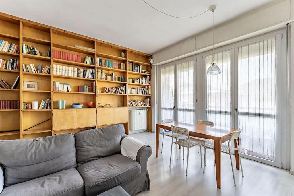 Attico Montiglio - Panorama-Wifi Apartman Collebeato Kültér fotó