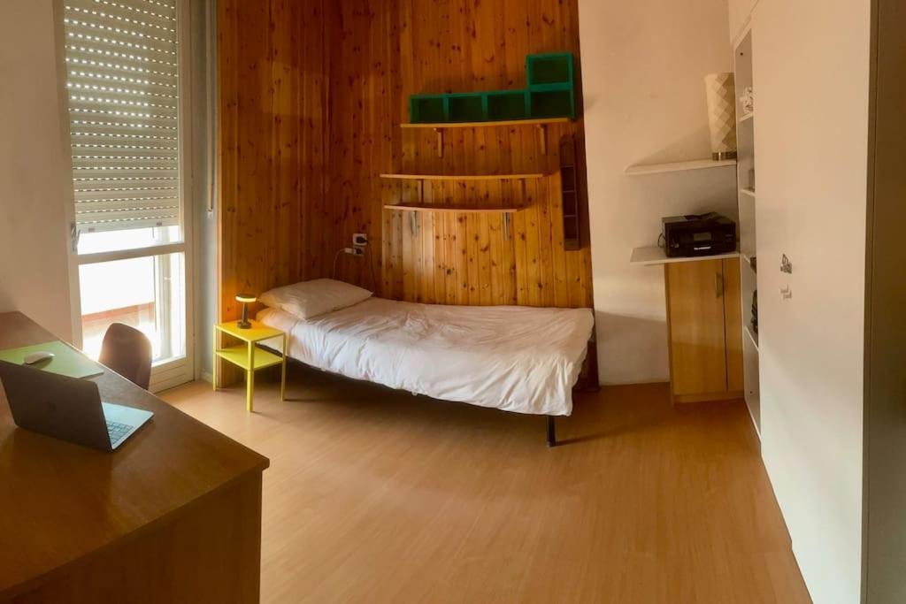 Attico Montiglio - Panorama-Wifi Apartman Collebeato Kültér fotó